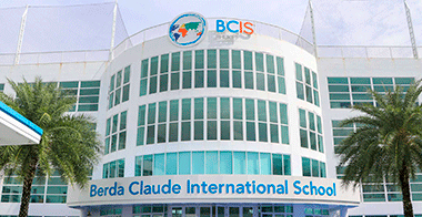 Berda Claude International School